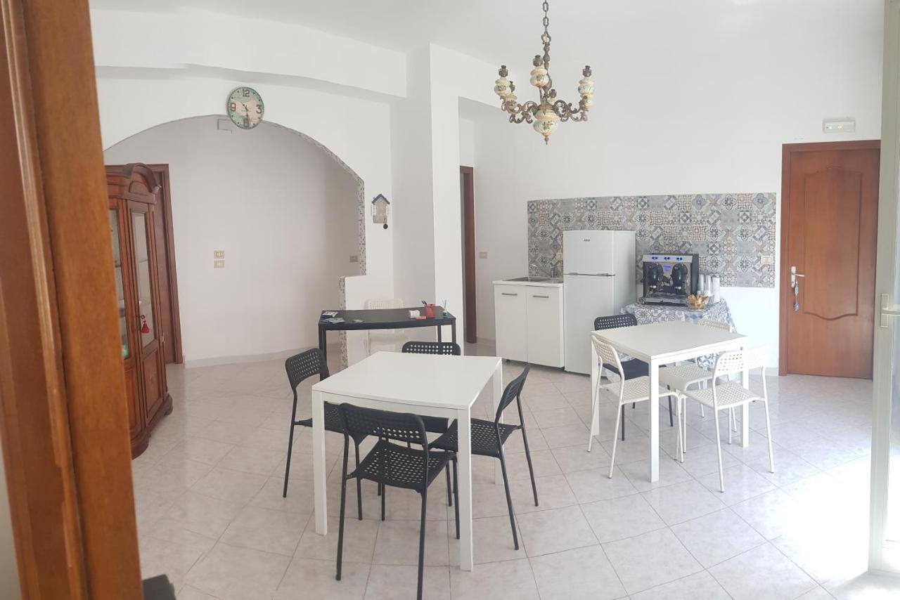 B&B La Costa Di Naxos Джардини-Наксос Экстерьер фото