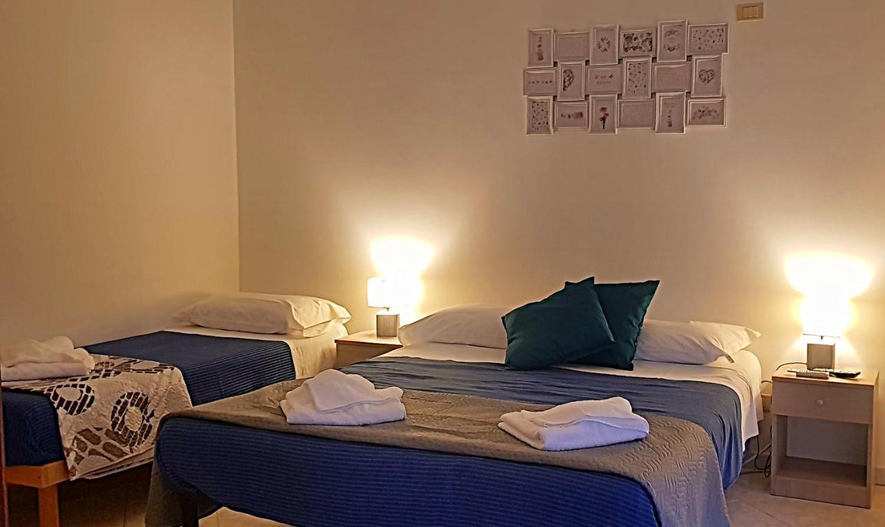 B&B La Costa Di Naxos Джардини-Наксос Экстерьер фото